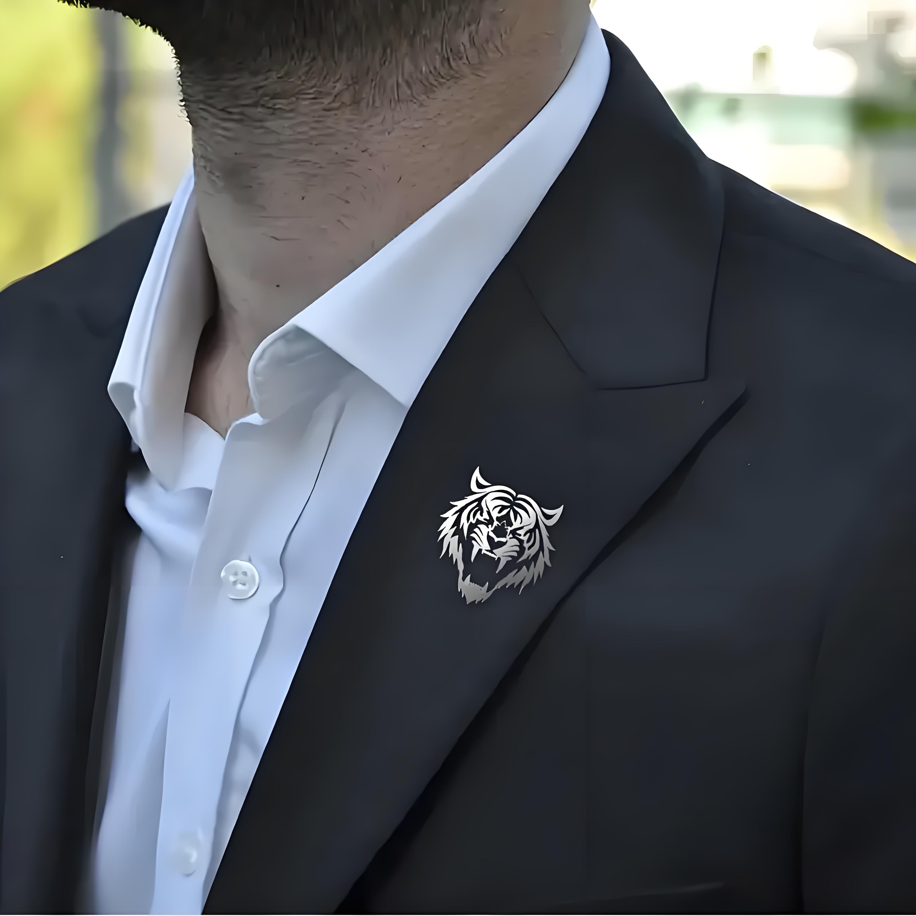 Men Accessories Kit - Men's Stainless Steel Tiger Head Lapel