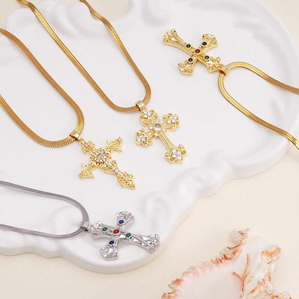 Vintage Vine Cross Pendant Nec - đánh giá và giá Men Accessories Photos