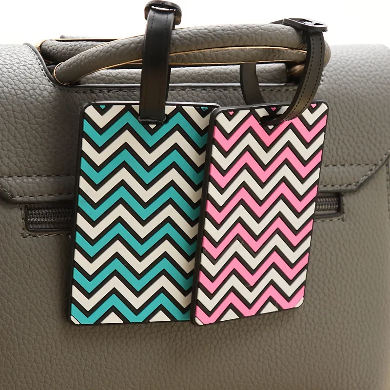 Geometric Luggage Tags for Wom - đánh giá và giá Men Accessories Name